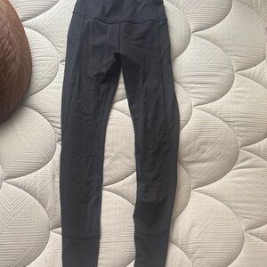 Black lululemon leggings